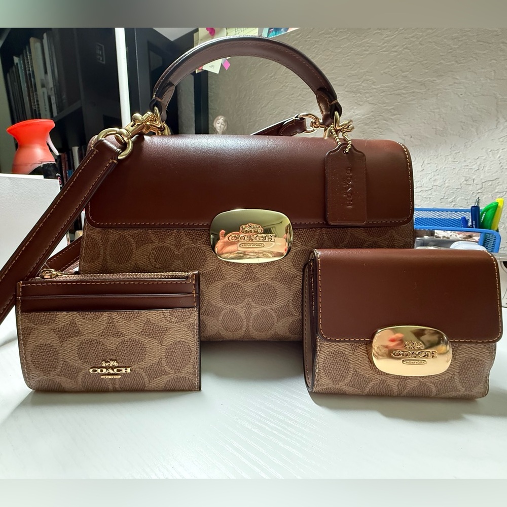 Coach Purse and Wallet Eliza Collection with Mini Skinny ID Case Gold/Tan/Brown